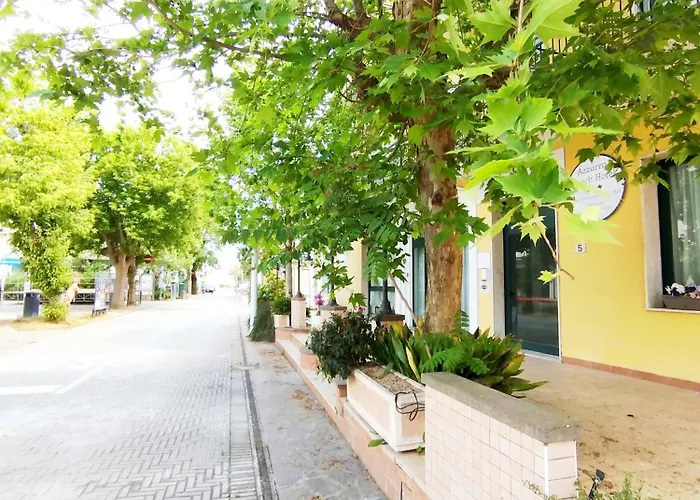 Azzurro Igea Marina 3* Μπελάρια-Ιτζέα Μαρίνα