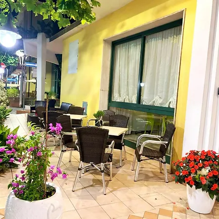 Azzurro Igea Marina 3* Μπελάρια-Ιτζέα Μαρίνα